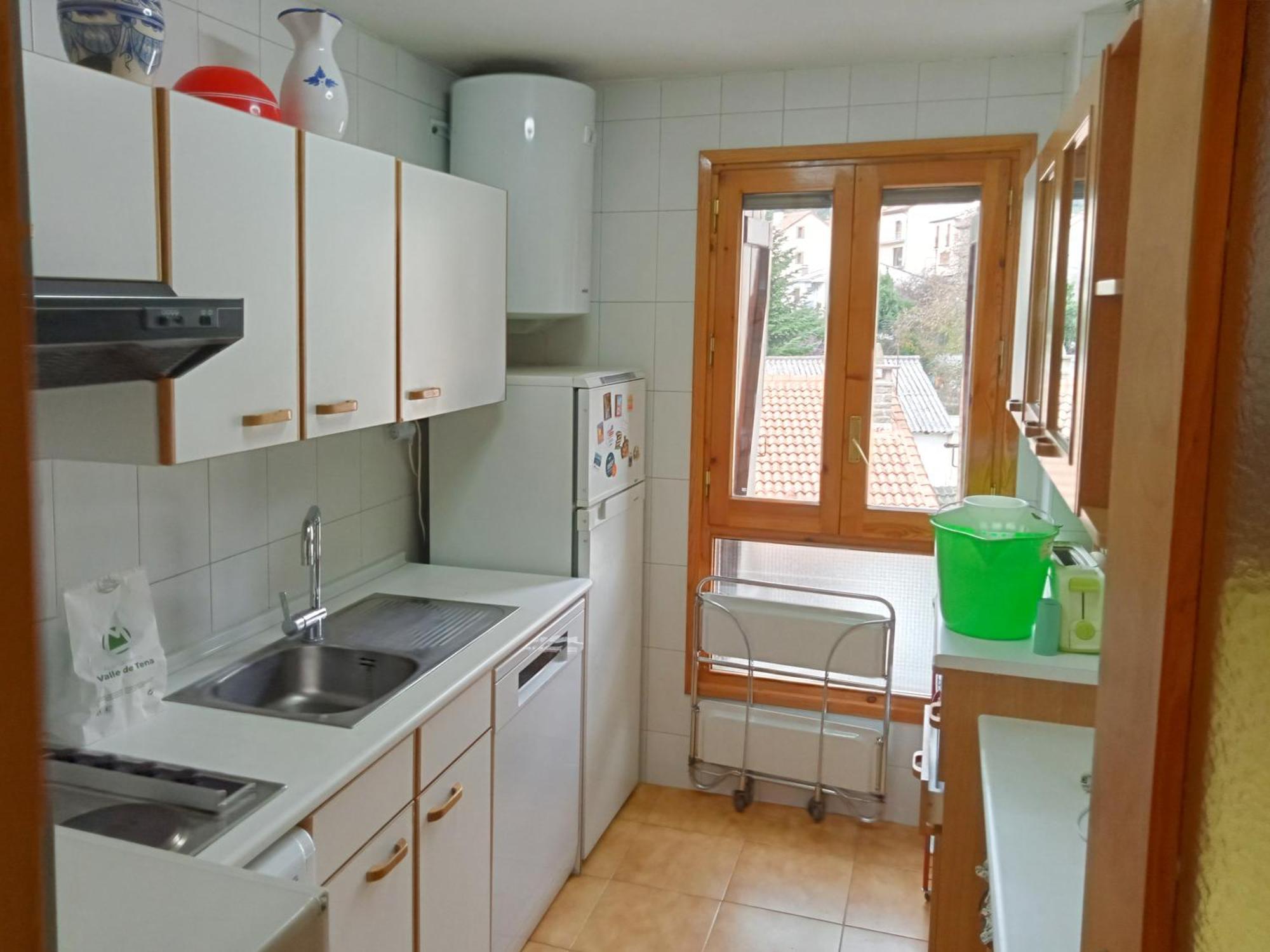 Apartamentos Valle De Tena - Biescas 3000 المظهر الخارجي الصورة
