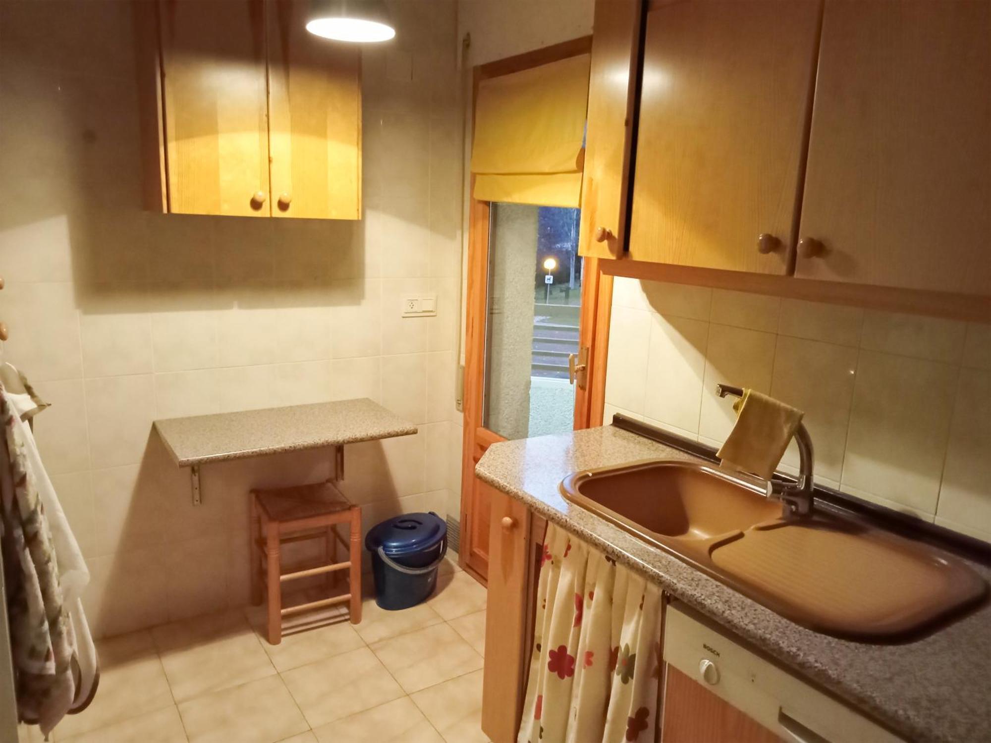 Apartamentos Valle De Tena - Biescas 3000 المظهر الخارجي الصورة