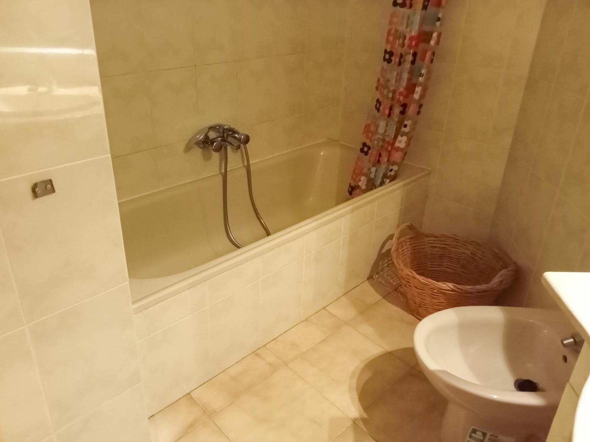 Apartamentos Valle De Tena - Biescas 3000 المظهر الخارجي الصورة